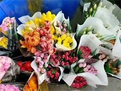 南京鮮花花籃與禮品花卉銷售 傳遞情感的藝術(shù)與商業(yè)之道